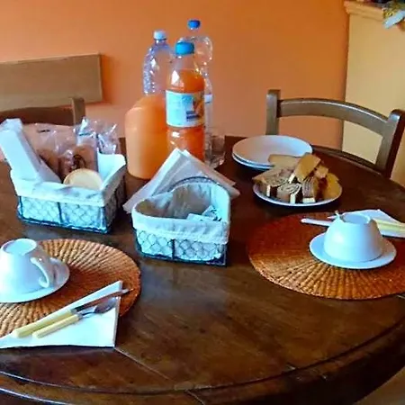 Orange House Bed & Breakfast