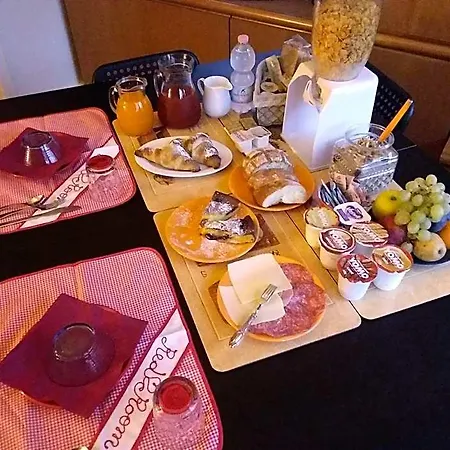Orange House Bed & Breakfast