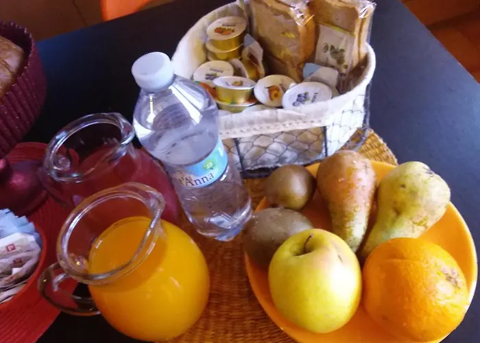 Orange House Bed & Breakfast 3*