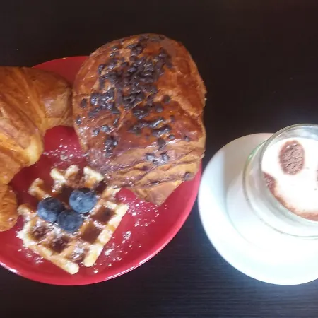 Orange House Panzió 3*