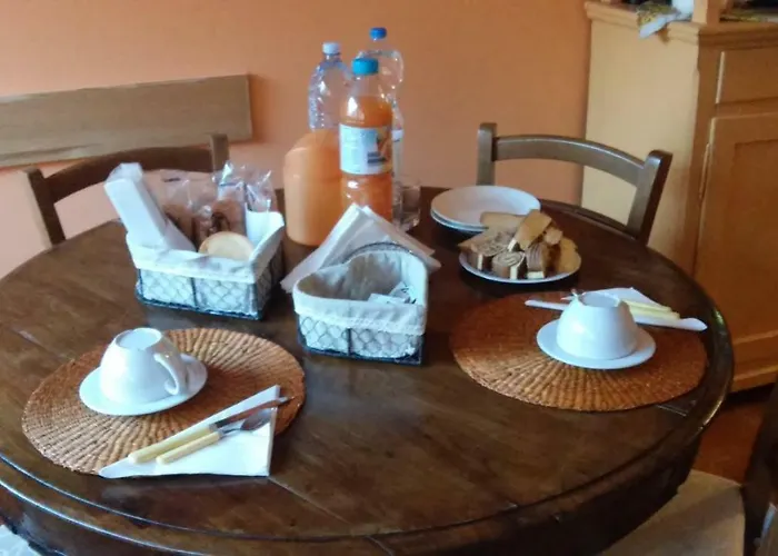 Orange House Varenna